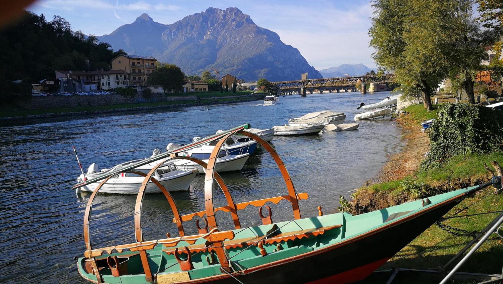 Big Romantic Lake View & Terrace Appartement Lecco Buitenkant foto