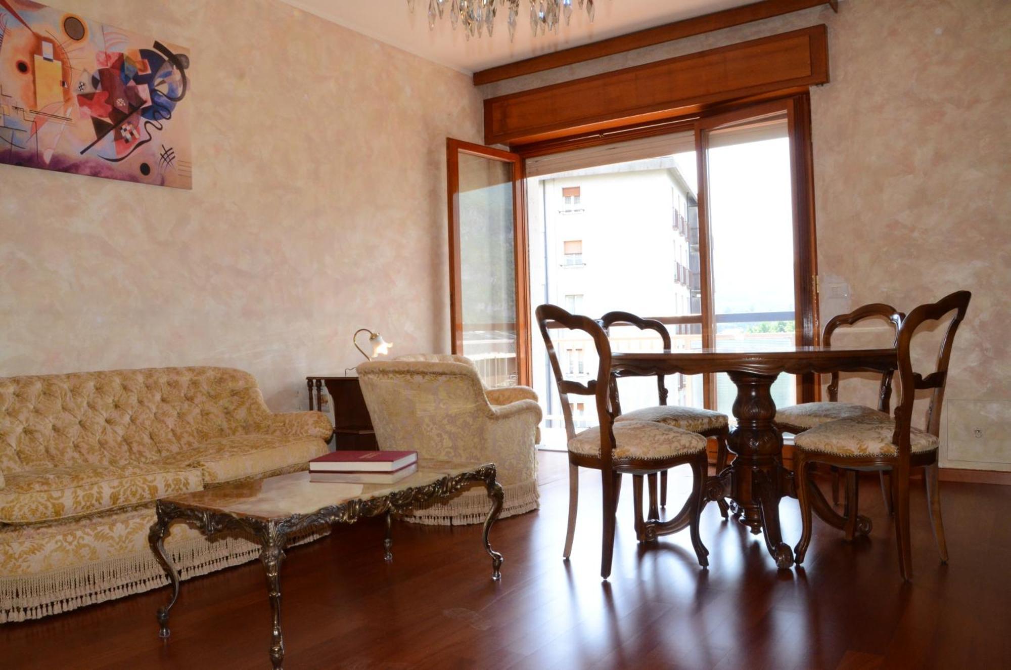 Big Romantic Lake View & Terrace Appartement Lecco Buitenkant foto
